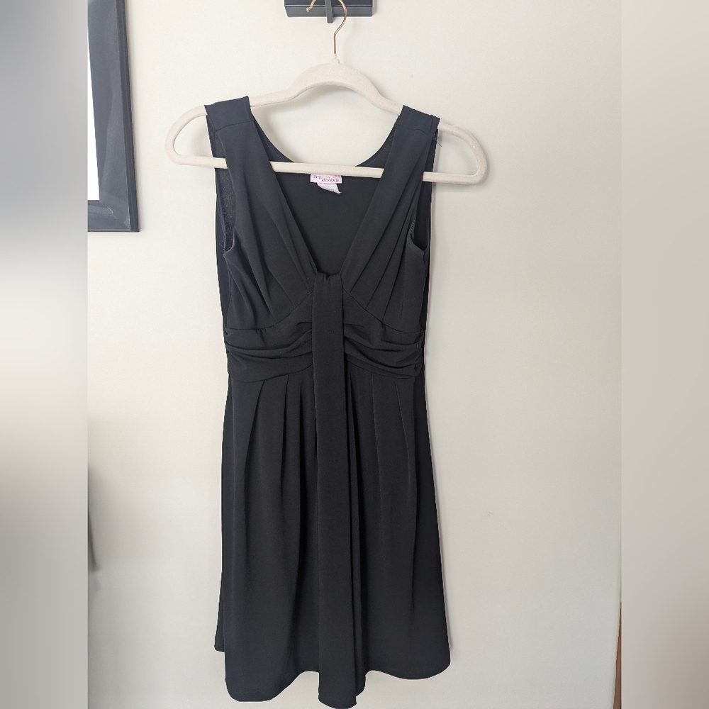 Chic Black Midi Dress